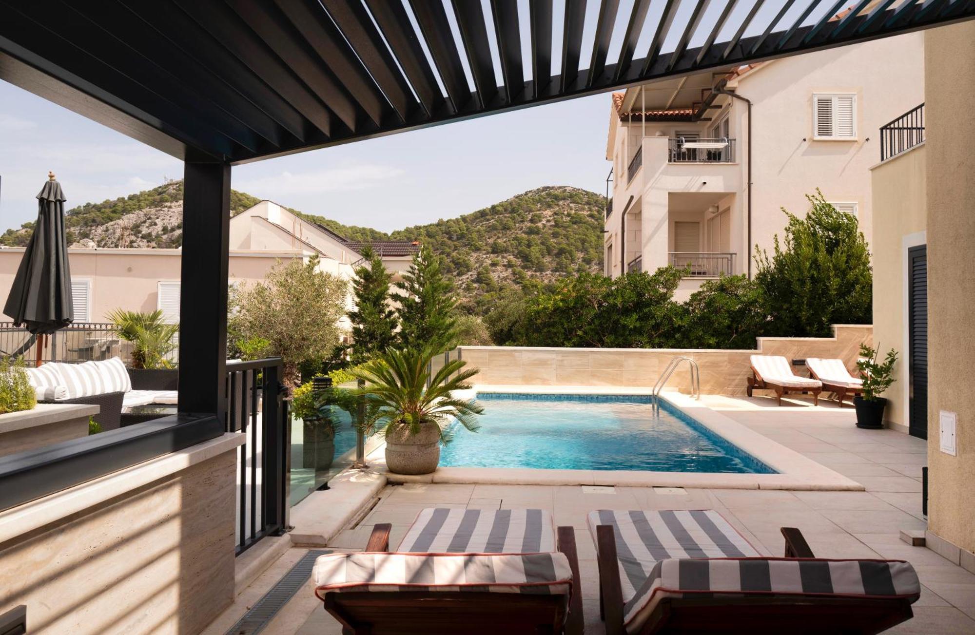 Villa Royale With Pool Hvar Town Exterior photo